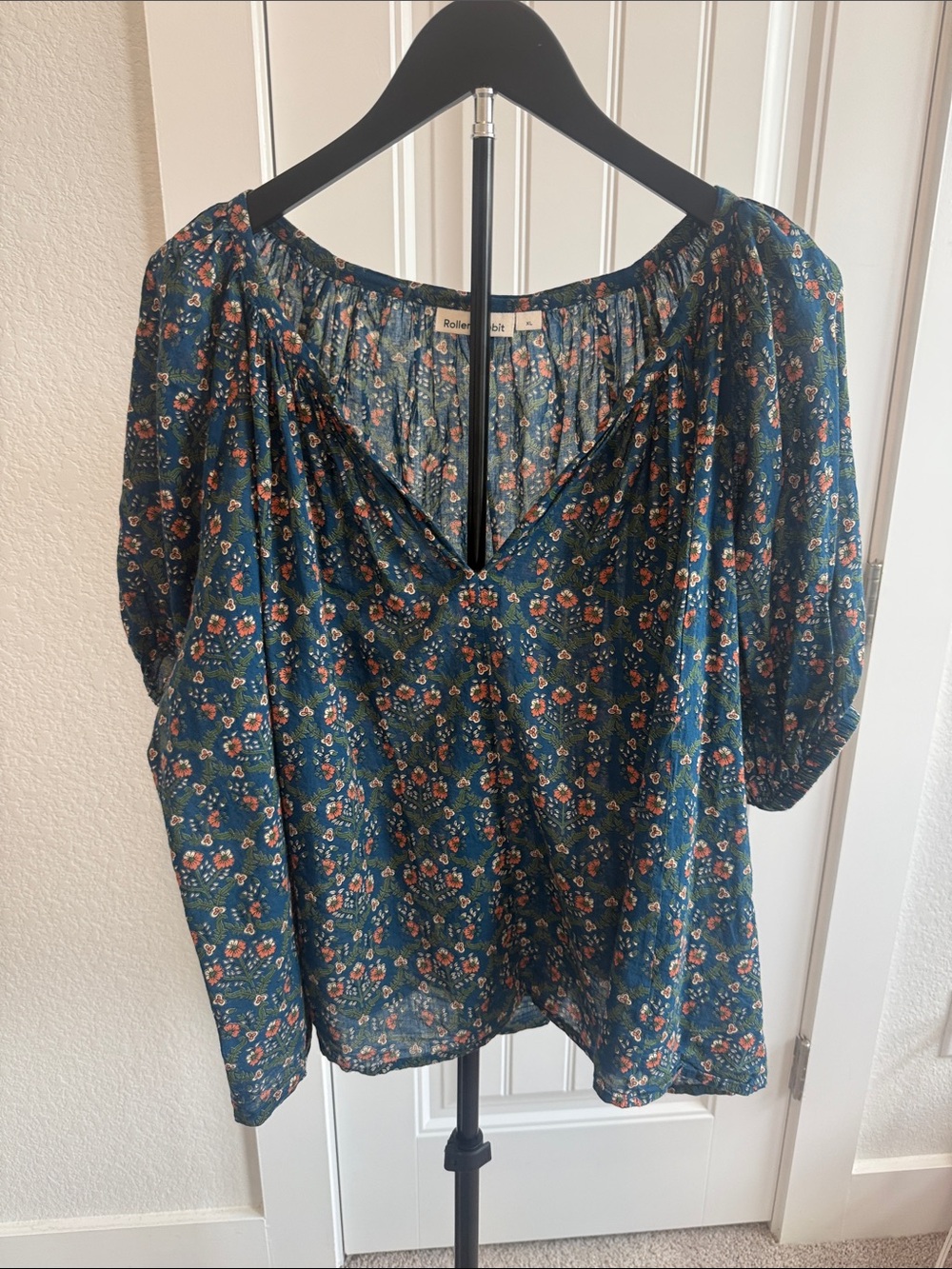 Roller Rabbit Teal Floral V-Neck Peasant Blouse